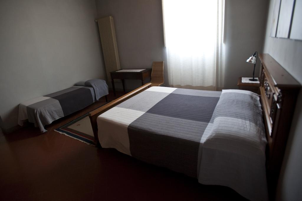 B&B Glicine E Luna Cascina Eksteriør billede