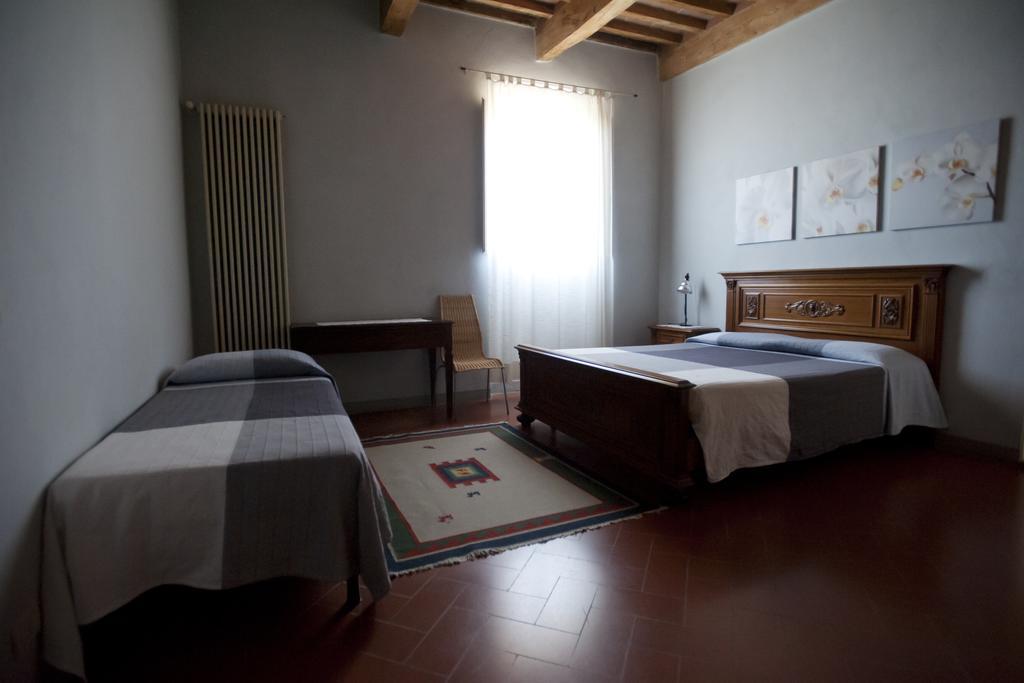 B&B Glicine E Luna Cascina Eksteriør billede