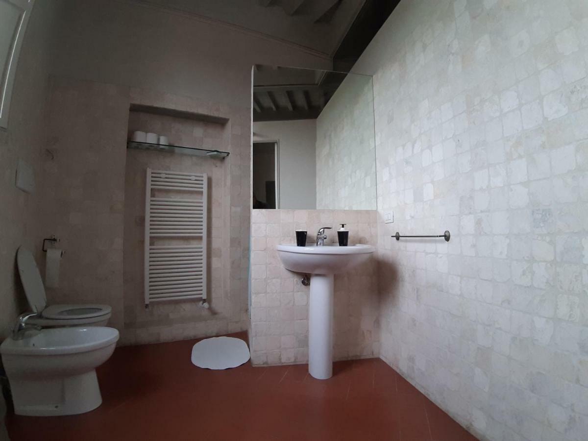 B&B Glicine E Luna Cascina Eksteriør billede