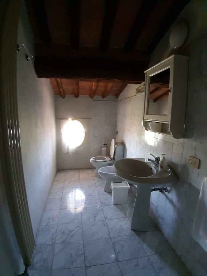 B&B Glicine E Luna Cascina Eksteriør billede