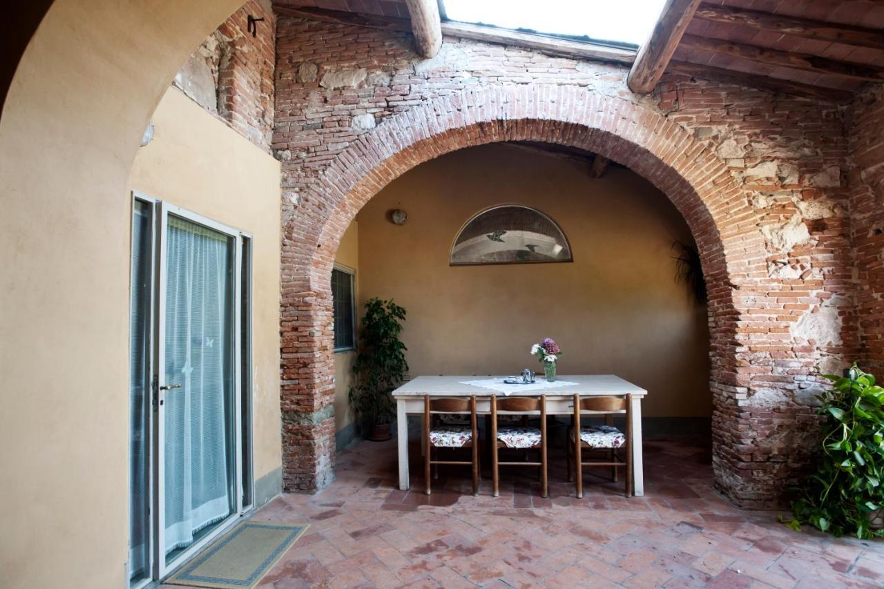 B&B Glicine E Luna Cascina Eksteriør billede